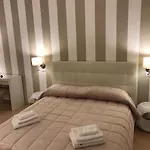 Sallustio Rooms - Rooms Only